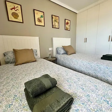 Apartamento Primera Línea De Playa Frontal Con Vistas Al Mar