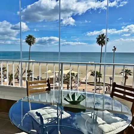 アパート Primera Linea De Playa Frontal Con Vistas Al Mar フエンヒロラ