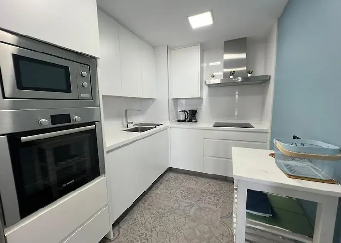 דירה Primera Linea De Playa Frontal Con Vistas Al Mar פואנגירולה